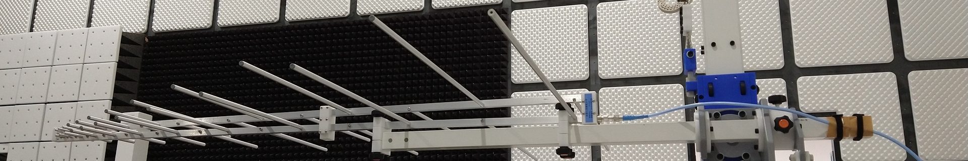 電波暗室 | 京都工芸繊維大学